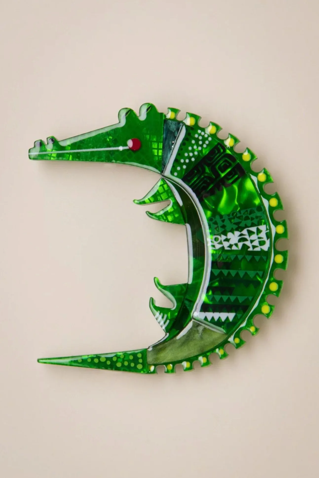 A Crocodile Named Growl Broche