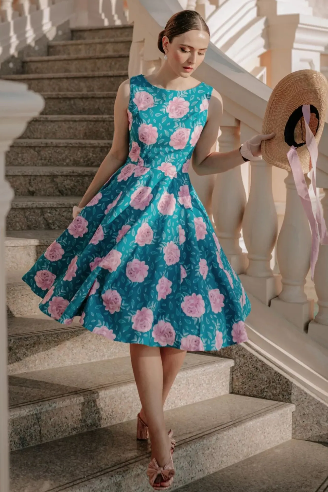 Adriana Swingjurk Met Bloemenprint In Groenblauw Blauw