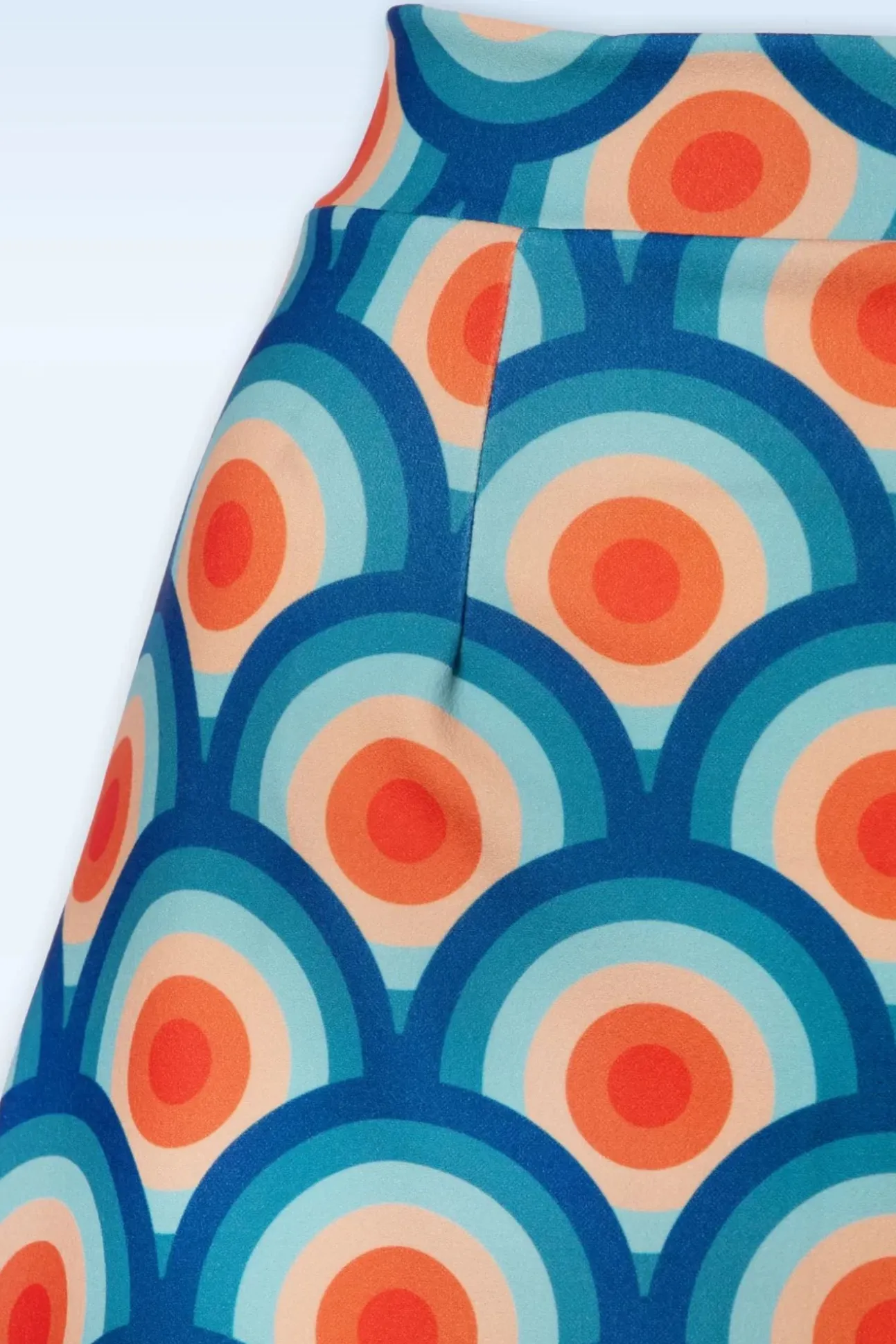 Bobby Retro Rok In Cirkel Geo Print