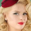 Candice Hoed In Rood