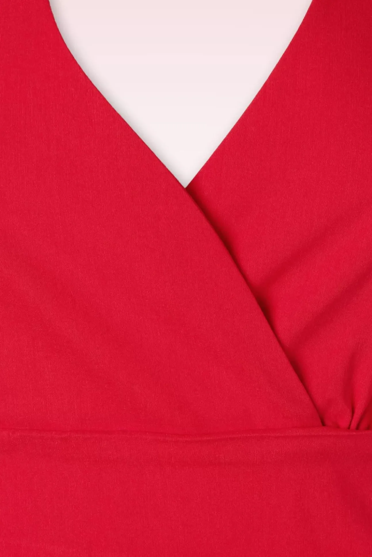 Cher Halter Pencil Jurk In Rood