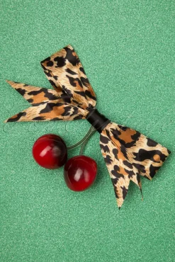 Haarclip Van Wilde Kers In Luipaardmotief