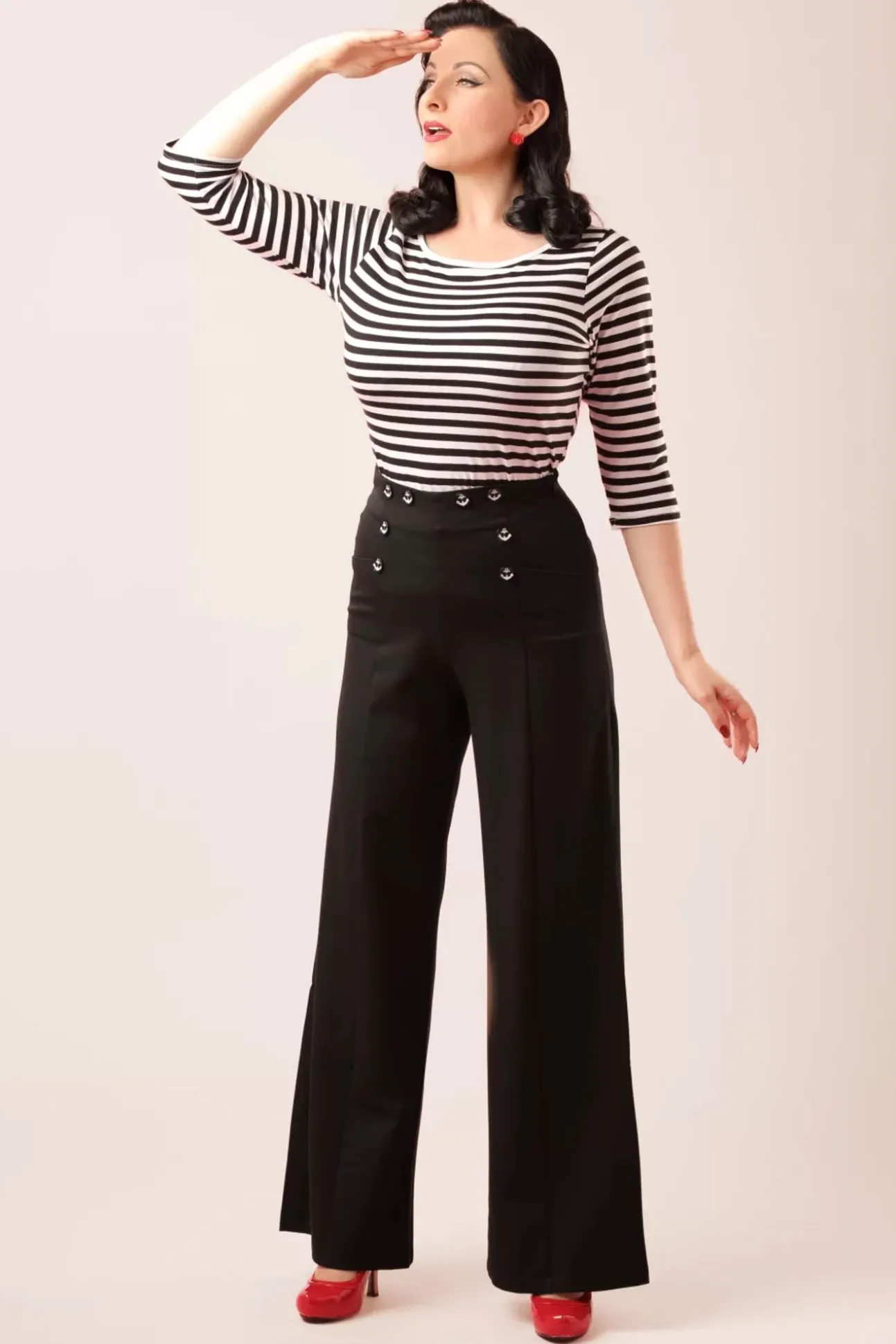 Stay Awhile Broek In Zwart