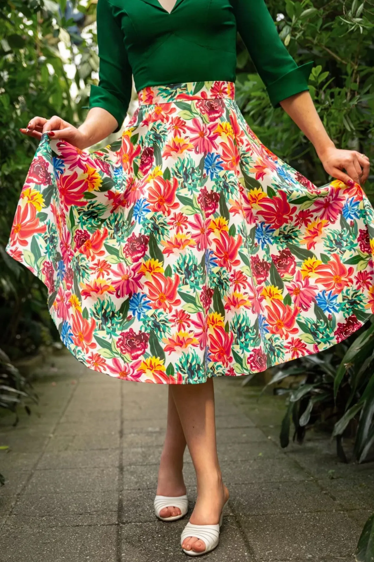 Topvintage Exclusief ~ Adriana Flower Swing Rok In Multi